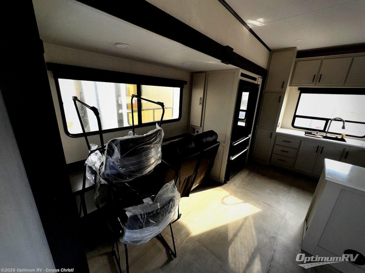 2026 Crusader KING33 by Prime Time from Optimum RV - Corpus Christi in Robstown, Texas