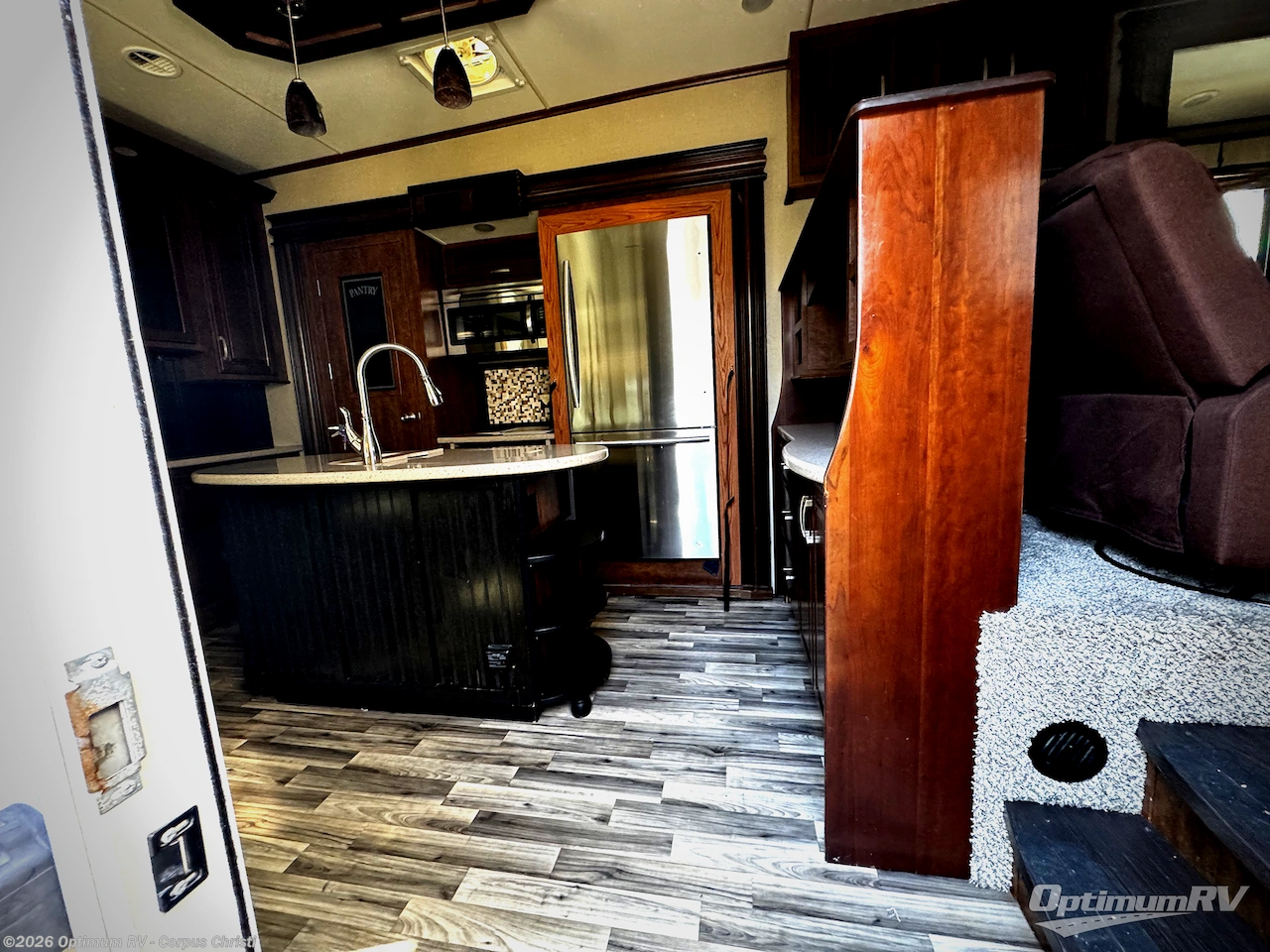 2016 Grand Design Solitude 379FL - Used Fifth Wheel For Sale by Optimum RV - Corpus Christi in Robstown, Texas features Slideout