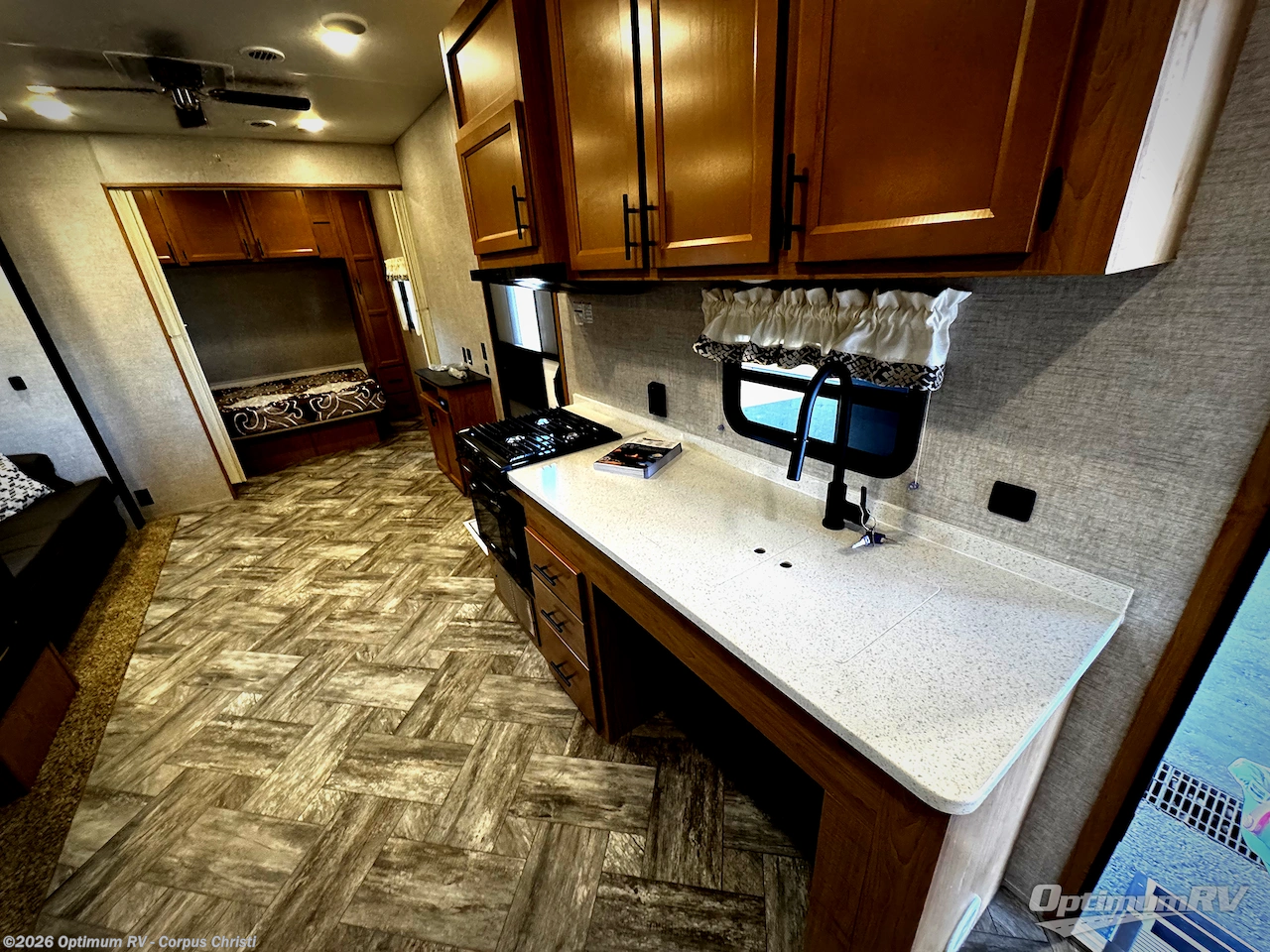 2025 Hy-Line 38 Premier by HL Enterprise from Optimum RV - Corpus Christi in Robstown, Texas
