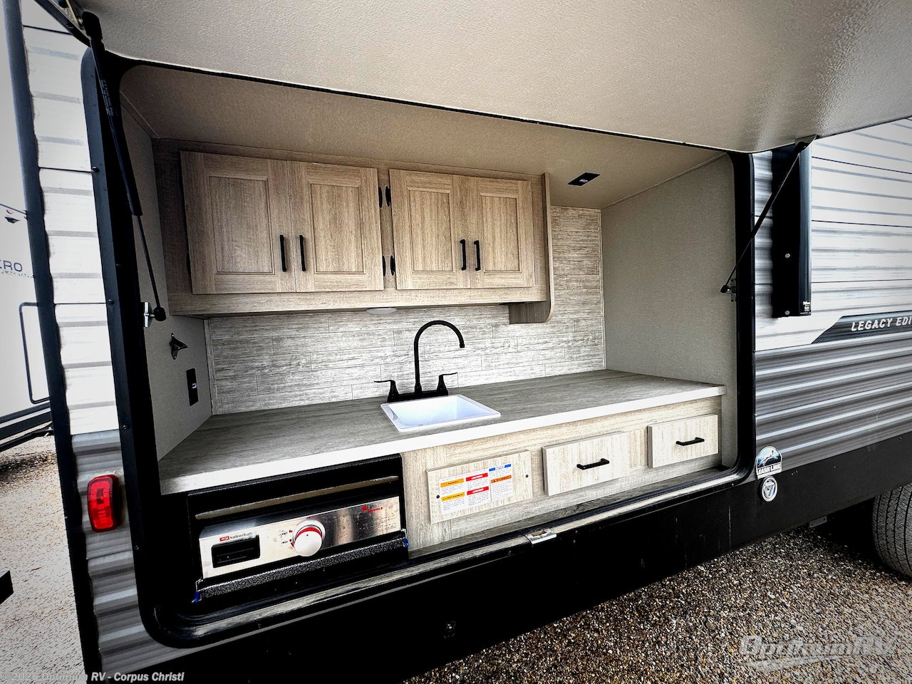 2025 Catalina Legacy Edition 343BHTS by Coachmen from Optimum RV - Corpus Christi in Robstown, Texas