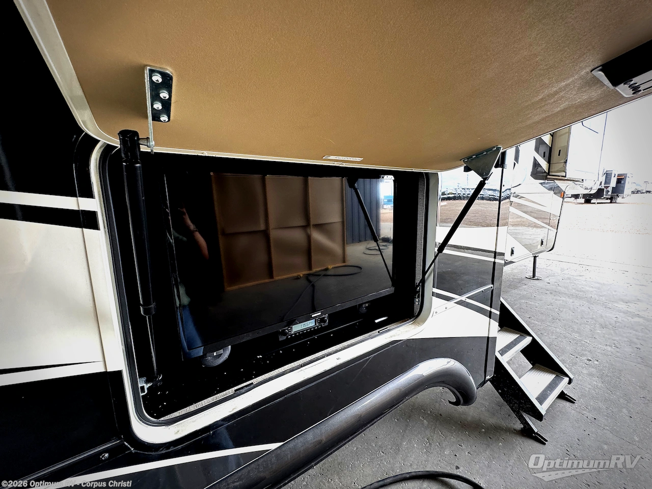 2020 Mobile Suites 40KSSB4 by DRV from Optimum RV - Corpus Christi in Robstown, Texas