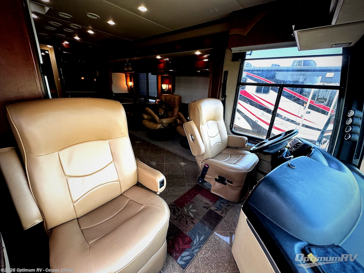 2011 Newmar Ventana 3433 - Used Class A For Sale by Optimum RV - Corpus Christi in Robstown, Texas features Slideout