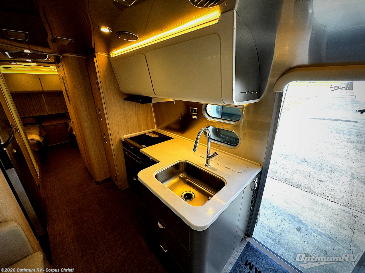 Used 2022 Airstream Globetrotter 27FB available in Robstown, Texas