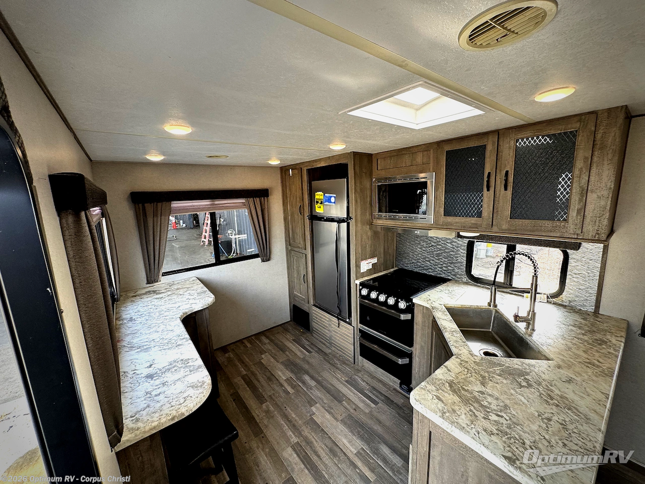 2019 Vibe 33RK by Forest River from Optimum RV - Corpus Christi in Robstown, Texas