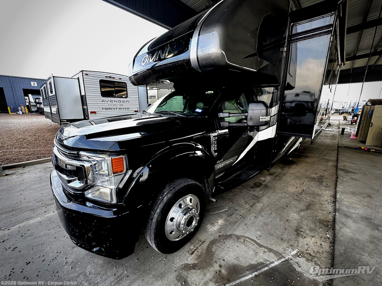 2022 Thor Omni XG32 - Used Class C For Sale by Optimum RV - Corpus Christi in Robstown, Texas features Awning, Slideout