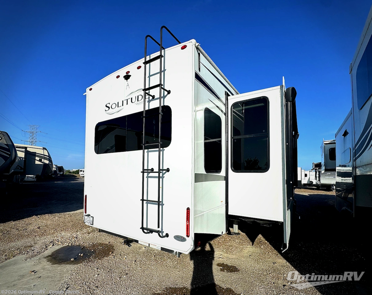 2024 Grand Design Solitude 310GK - Used Fifth Wheel For Sale by Optimum RV - Corpus Christi in Robstown, Texas features Slideout, Awning