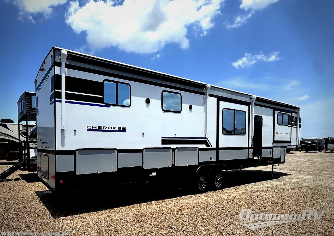 2027 Forest River Cherokee Arctic Wolf 3950SUITE - New Fifth Wheel For Sale by Optimum RV - Corpus Christi in Robstown, Texas features Awning, Slideout