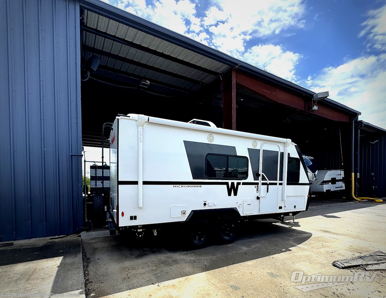 2027 Winnebago Micro Minnie 1800BH - New Travel Trailer For Sale by Optimum RV - Corpus Christi in Robstown, Texas features Awning
