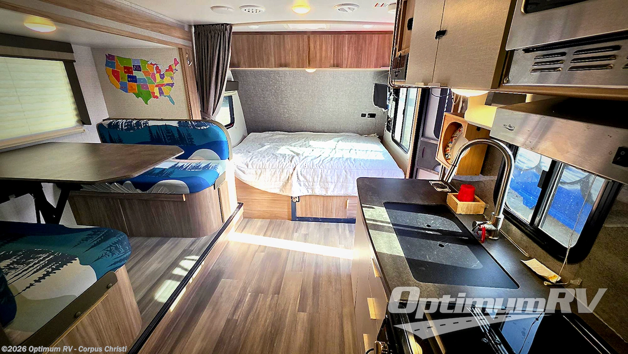 Used 2021 Winnebago Micro Minnie 2100BH available in Robstown, Texas