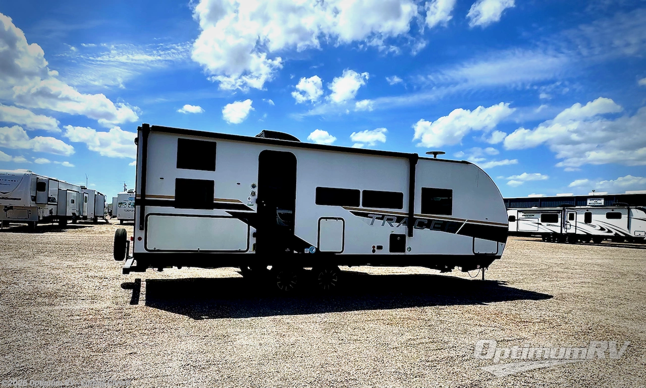 2025 Prime Time Tracer 250BH - Used Travel Trailer For Sale by Optimum RV - Corpus Christi in Robstown, Texas features Awning, Slideout