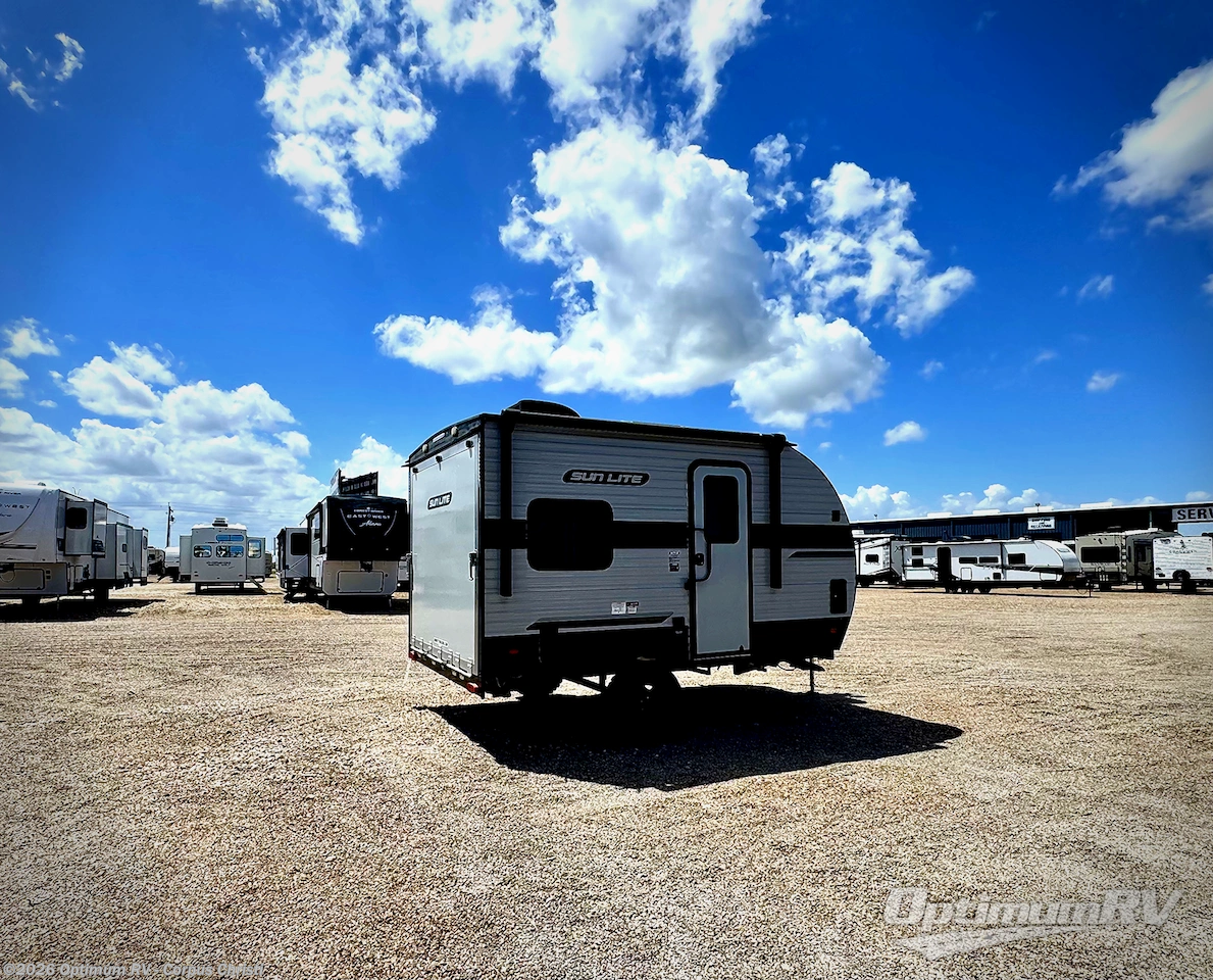 2025 Sunset Park RV Sun Lite 14THX - Used Travel Trailer For Sale by Optimum RV - Corpus Christi in Robstown, Texas features Awning