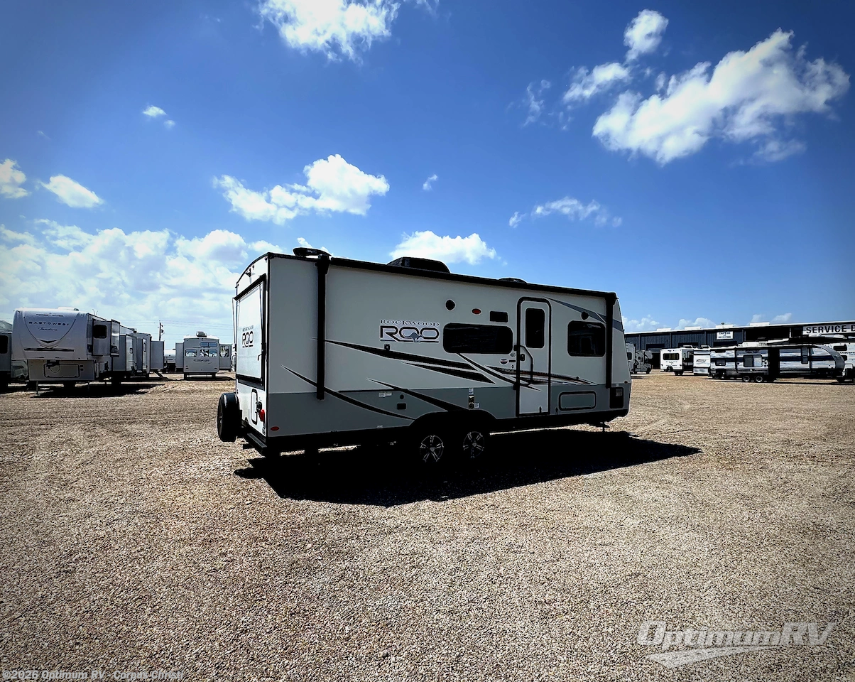 2022 Forest River Rockwood Roo 233S - Used Travel Trailer For Sale by Optimum RV - Corpus Christi in Robstown, Texas features Slideout, Awning