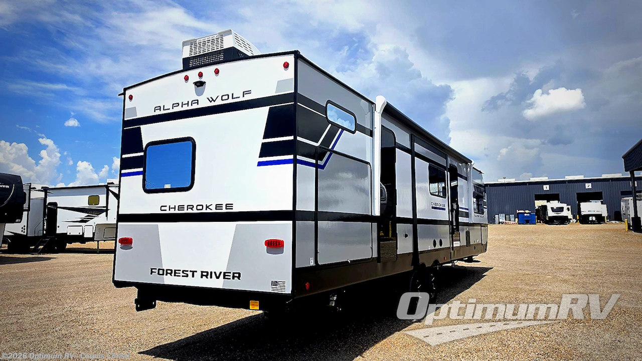 2027 Forest River Cherokee Alpha Wolf 32BHX - New Travel Trailer For Sale by Optimum RV - Corpus Christi in Robstown, Texas