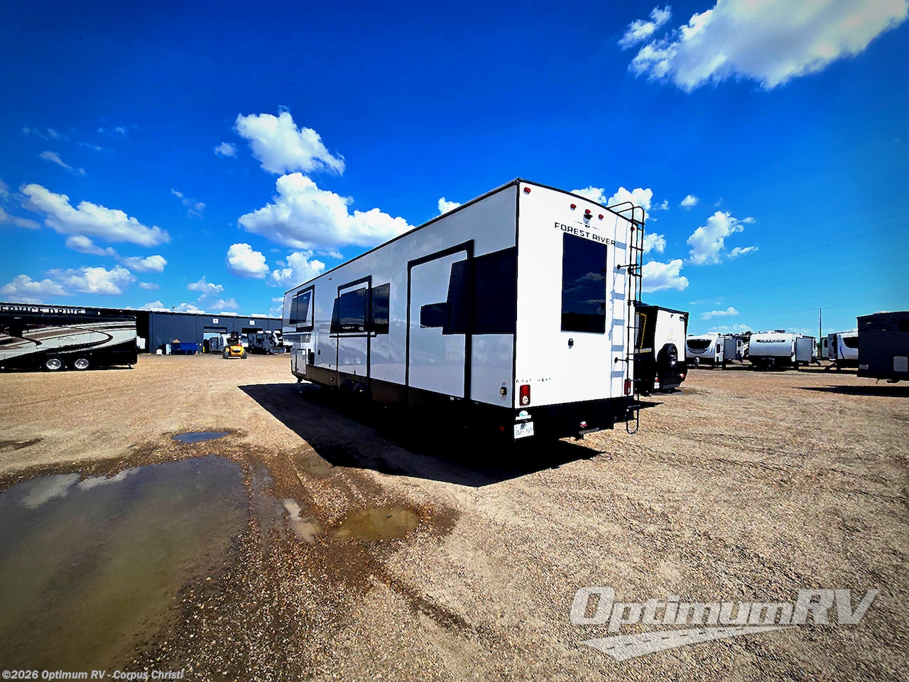 2025 Ahara 395FB by East to West from Optimum RV - Corpus Christi in Robstown, Texas