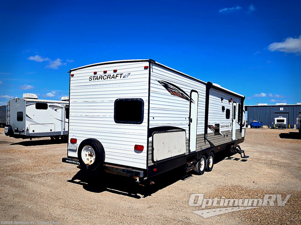 2018 Starcraft Autumn Ridge Outfitter 31BHU - Used Travel Trailer For Sale by Optimum RV - Corpus Christi in Robstown, Texas features Awning, Slideout