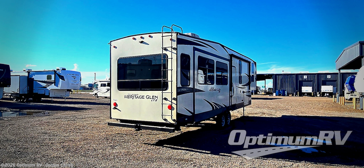 2020 Forest River Wildwood Heritage Glen 338BAR - Used Fifth Wheel For Sale by Optimum RV - Corpus Christi in Robstown, Texas features Awning, Slideout