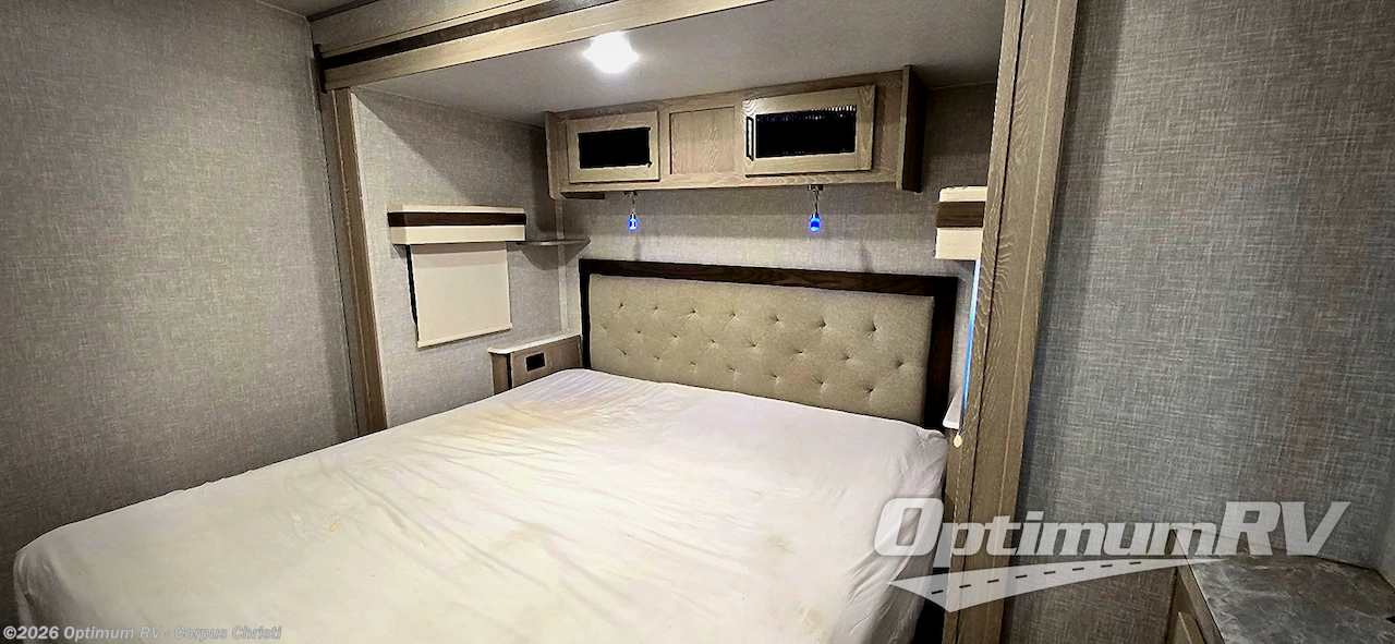 Used 2022 Forest River Rockwood Signature Ultra Lite 8337RL available in Robstown, Texas