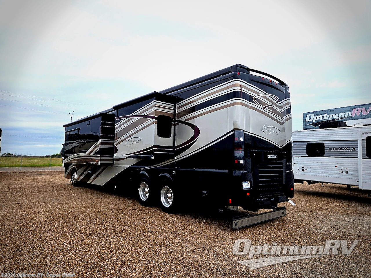 2016 Ellipse Ultra 42HL by Itasca from Optimum RV - Corpus Christi in Robstown, Texas
