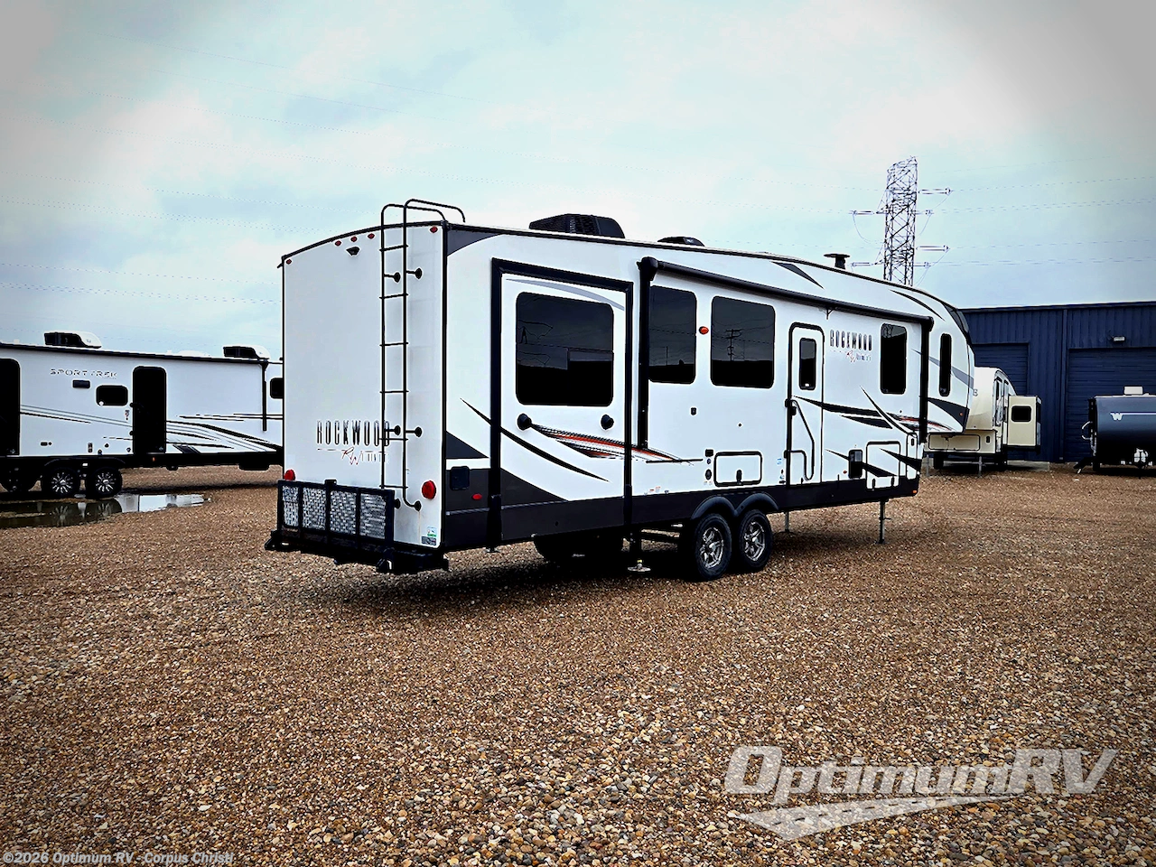 2022 Forest River Rockwood Ultra Lite 2898BS - Used Fifth Wheel For Sale by Optimum RV - Corpus Christi in Robstown, Texas features Slideout, Awning