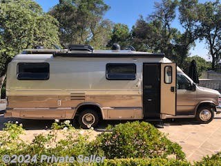 2019 Coach House Platinum - Used Class B+ For Sale by Isobel in Scotts Valley, California