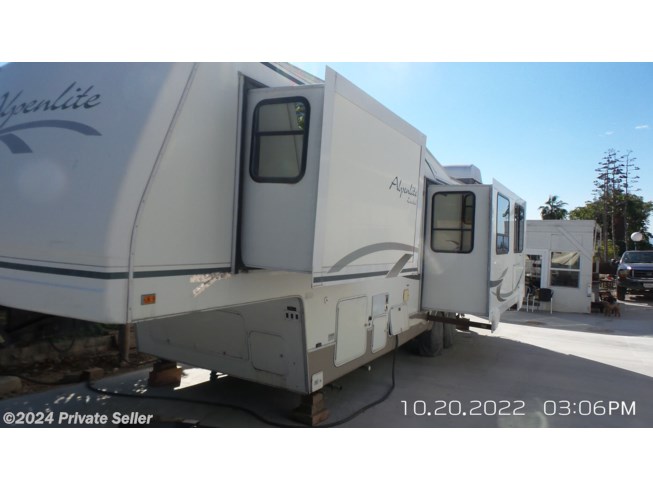 2001 Western RV Alpenlite - Used Fifth Wheel For Sale by Henry in Tujunga, California