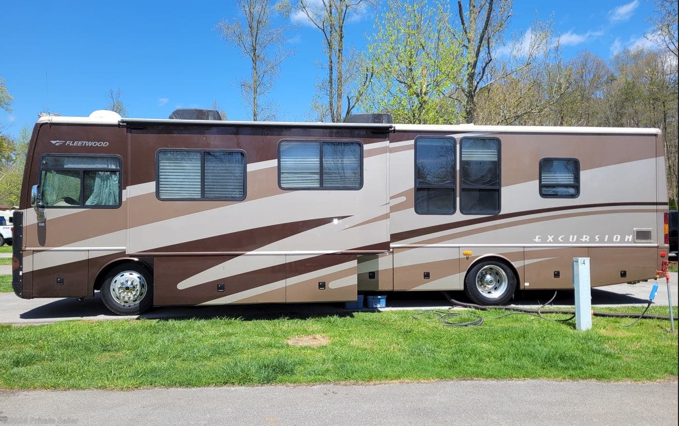 2006 Fleetwood Excursion RV for Sale in Greeneville, TN 37745 RVUSA