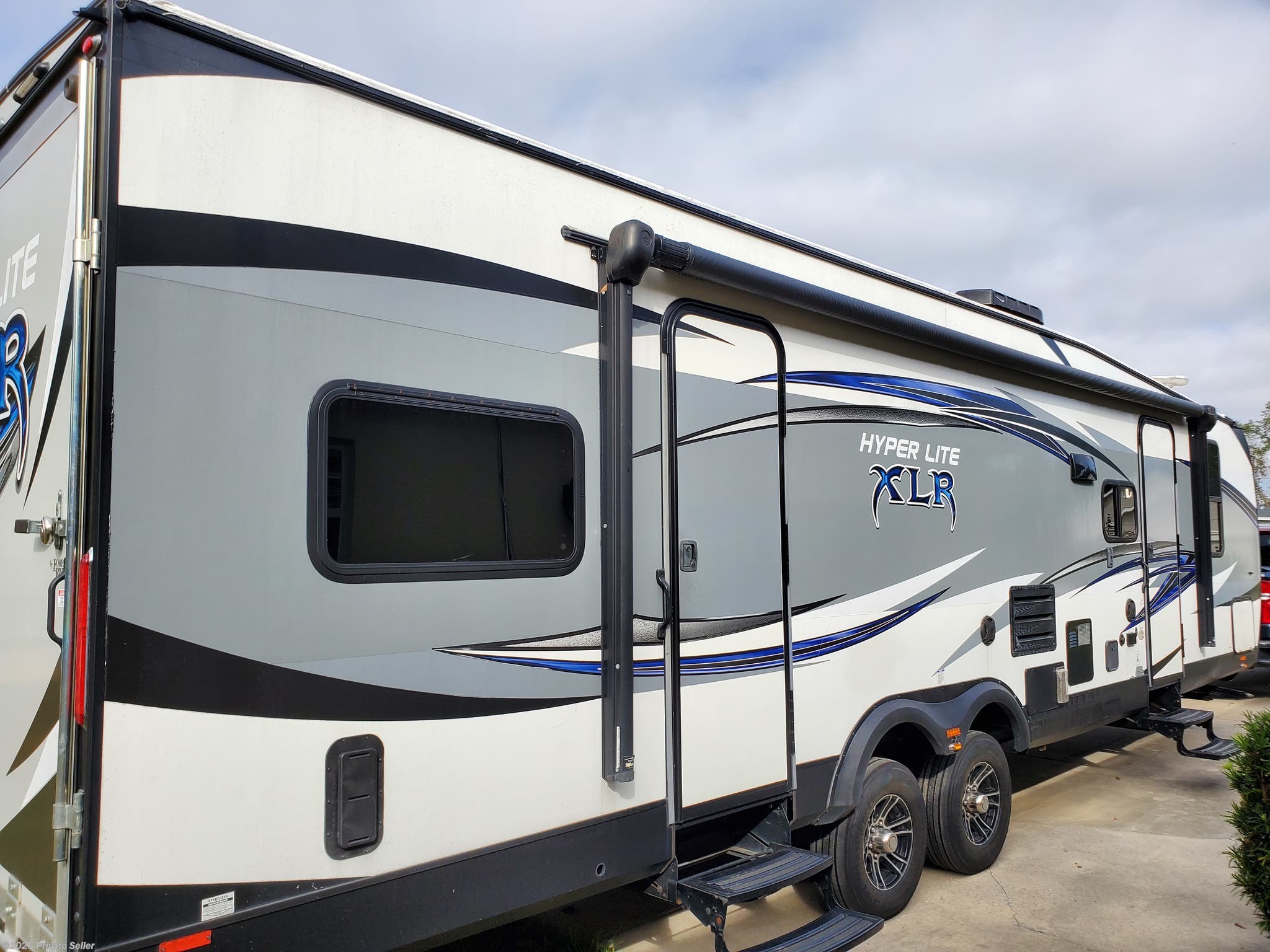 2017 Forest River XLR Hyperlite 29HFS RV for Sale in OCALA, FL 34476