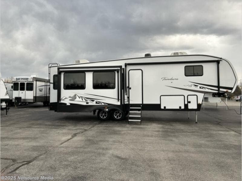 2023 East to West Tandara 320RL RV for Sale in Muskegon, MI 49442