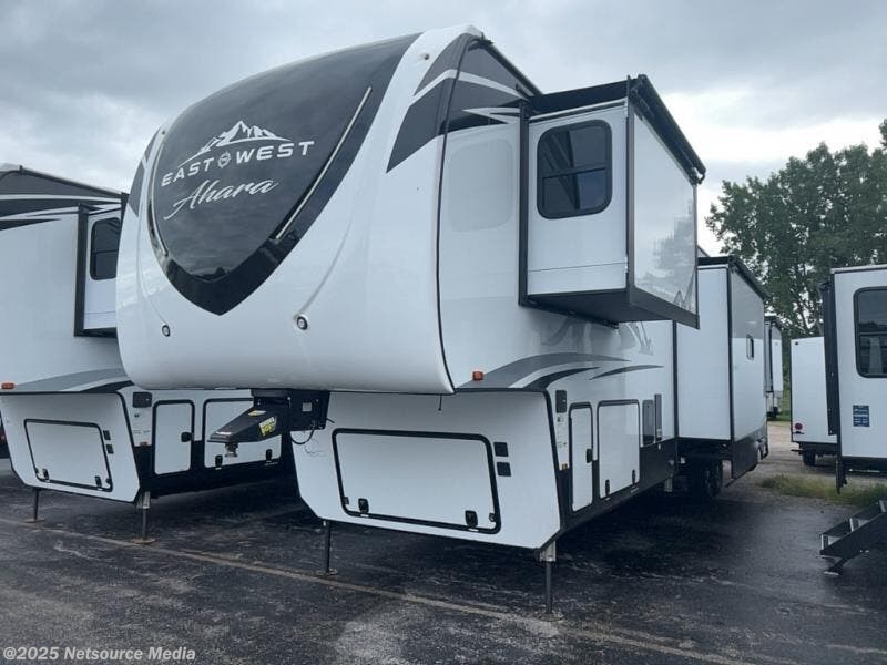 2024 East to West Ahara 390DS RV for Sale in Muskegon, MI 49442