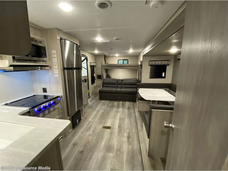 2024 Coachmen Catalina Summit Series 8 271DBS RV for Sale in Muskegon