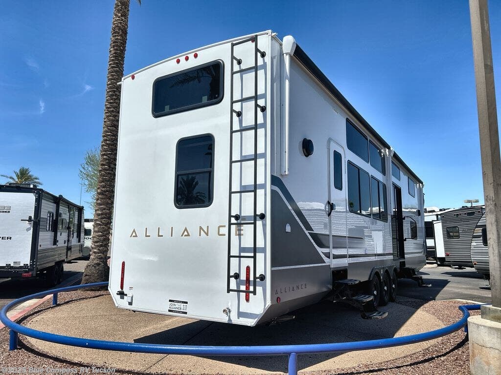 New 2026 Alliance RV Benchmark 44LFT available in Tucson, Arizona