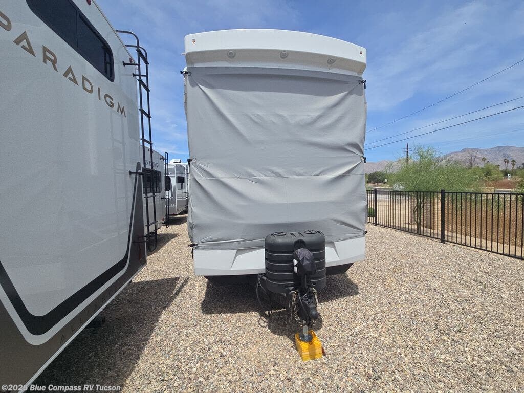 2026 Benchmark 44LFT by Alliance RV from Blue Compass RV Tucson in Tucson, Arizona