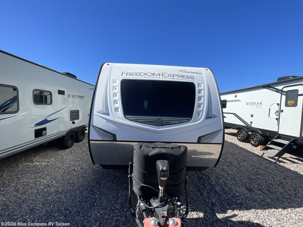 2020 Freedom Express 204RD by Coachmen from Blue Compass RV Tucson in Tucson, Arizona