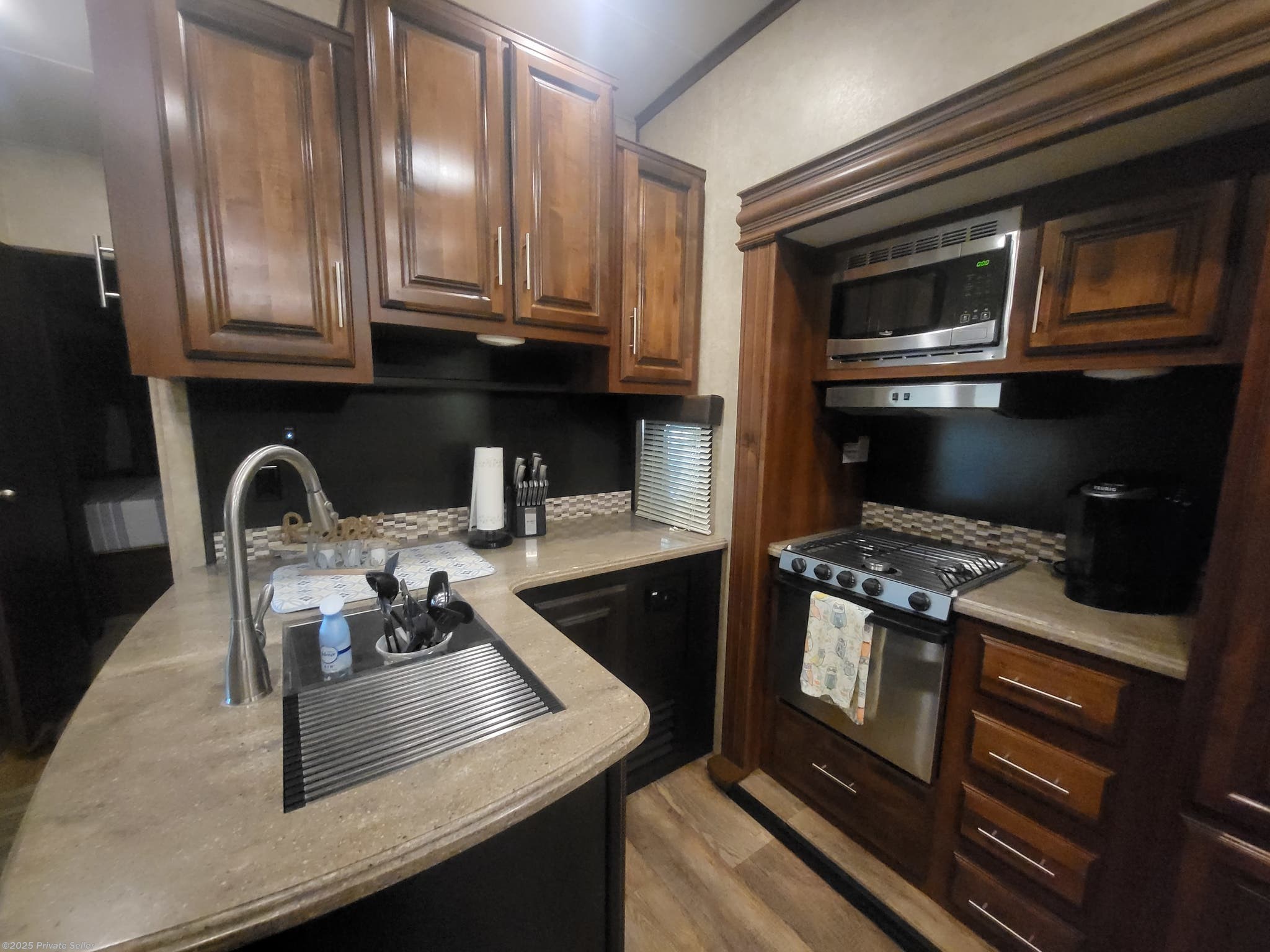 2018 Jayco Eagle 339FLQS RV for Sale in JACKSONVILLE, FL 32234