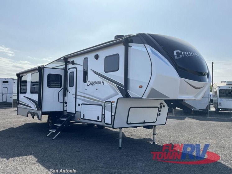 Used 2022 Prime Time Crusader 305RLP available in Cibolo, Texas