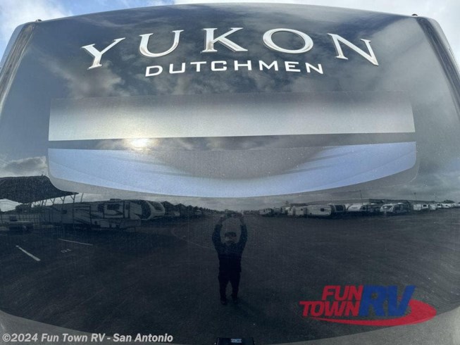 2022 Yukon 320RL by Dutchmen from Fun Town RV - San Antonio in Cibolo, Texas