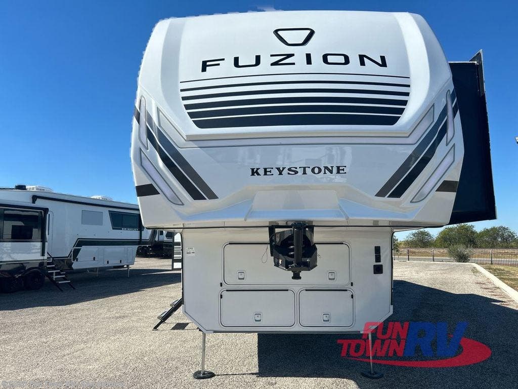2026 Fuzion 442 by Keystone from Fun Town RV - San Antonio in Cibolo, Texas
