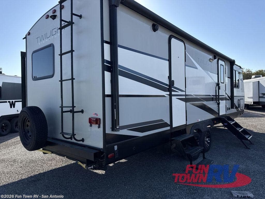 Used 2021 Cruiser RV Twilight Signature TWS 2840 available in Cibolo, Texas