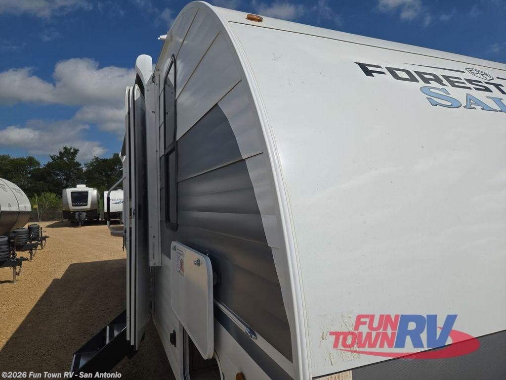 2026 Salem Cruise Lite 273QBXL by Forest River from Fun Town RV - San Antonio in Cibolo, Texas