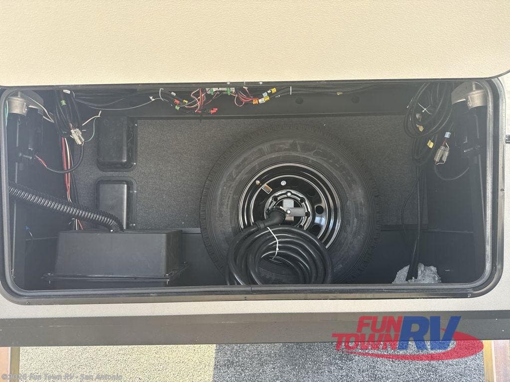 2026 Salem Hemisphere 376FAM by Forest River from Fun Town RV - San Antonio in Cibolo, Texas