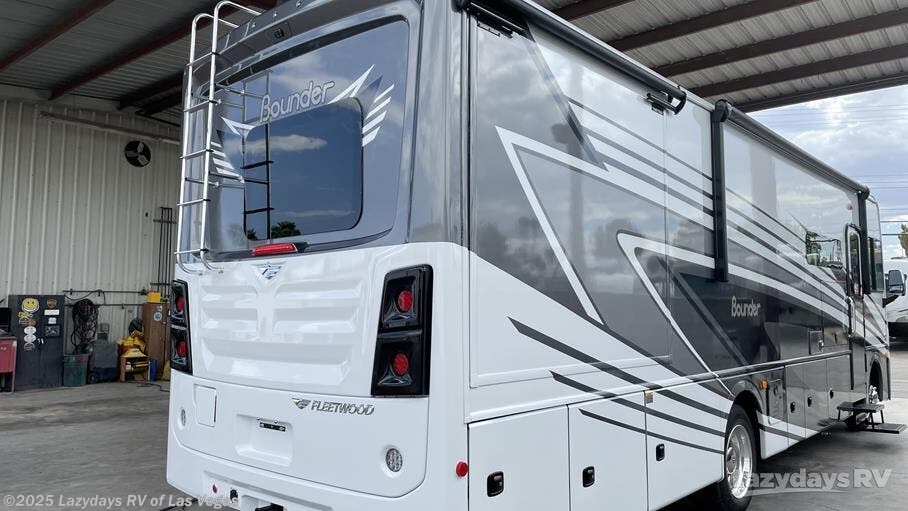 2024 Fleetwood Bounder 33C RV for Sale in Las Vegas, NV 89121 ...