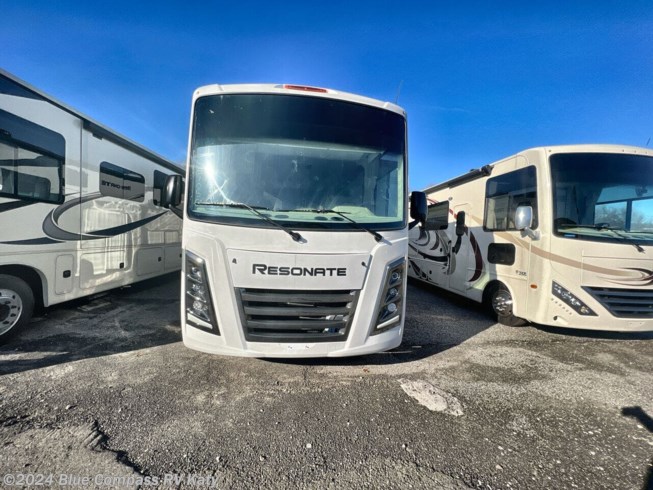 2024 Resonate 32B by Thor Motor Coach from Blue Compass RV Katy in Katy, Texas