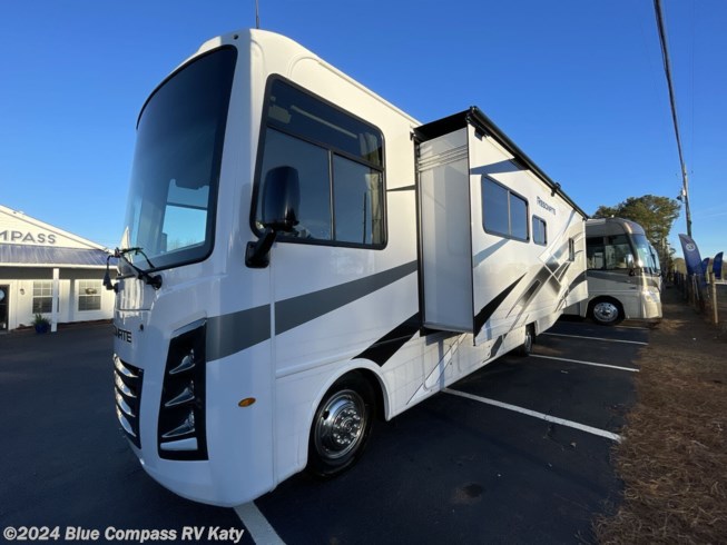 2024 Resonate 29d by Thor Motor Coach from Blue Compass RV Katy in Katy, Texas
