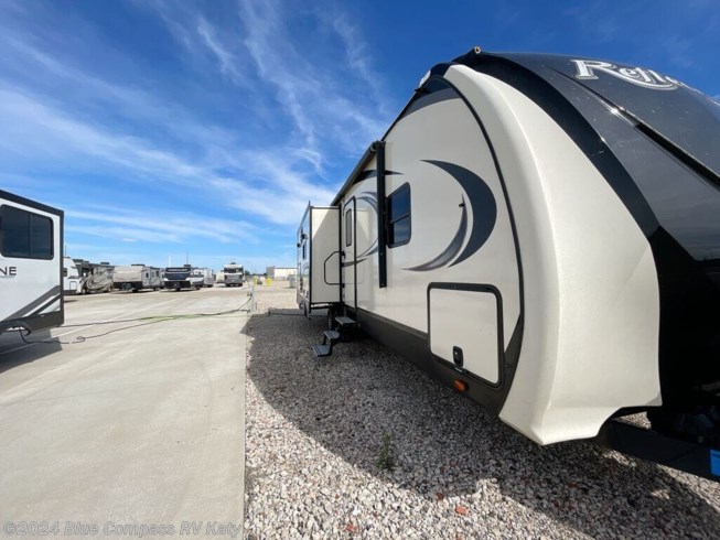 2020 Grand Design Reflection 297RSTS - Used Travel Trailer For Sale by Blue Compass RV Katy in Katy, Texas