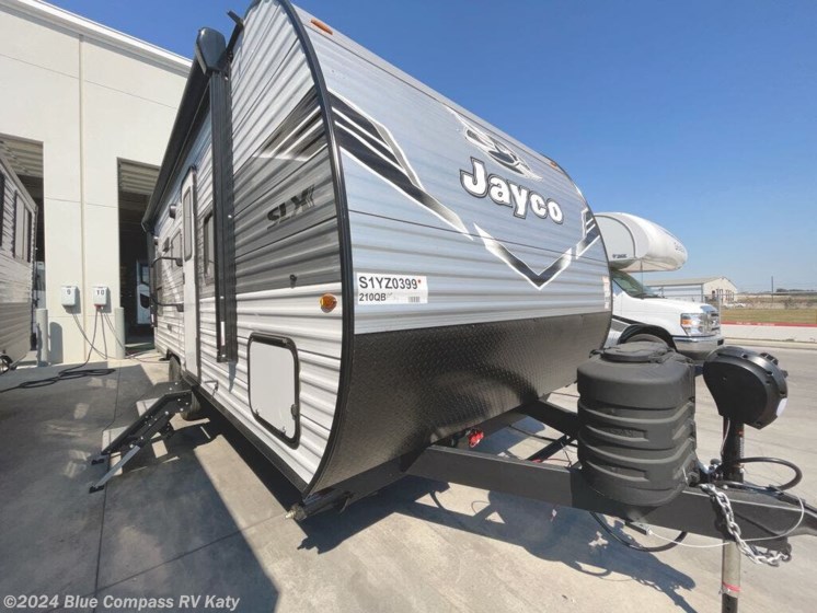 New 2025 Jayco Jay Flight SLX 210QB available in Katy, Texas