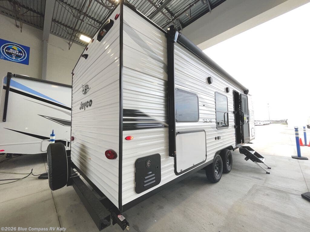 New 2026 Jayco Jay Flight SLX 260BH available in Katy, Texas