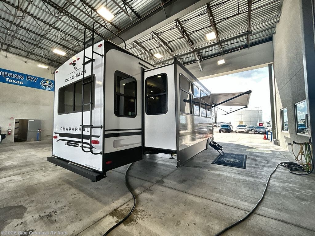 2026 Chaparral 360IBL by Coachmen from Blue Compass RV Katy in Katy, Texas