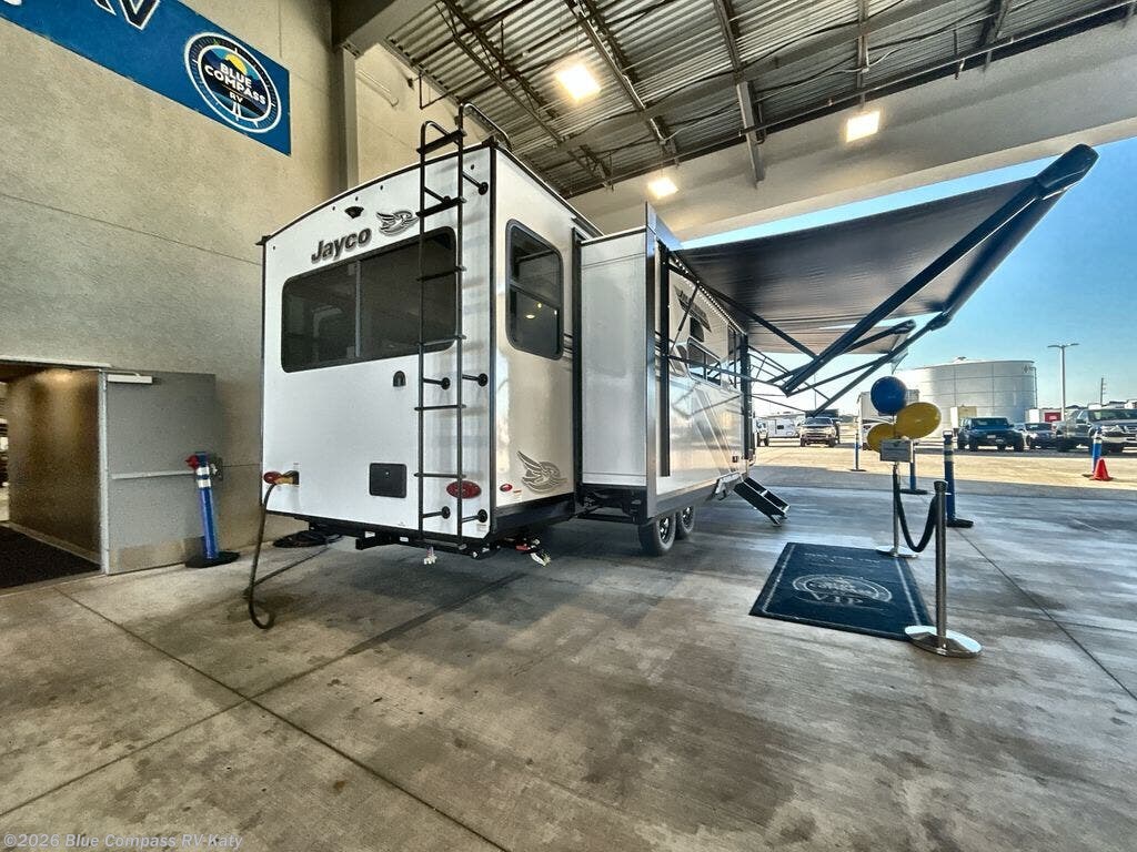 2026 Jay Feather 27MK by Jayco from Blue Compass RV Katy in Katy, Texas