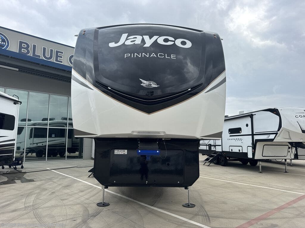 New 2026 Jayco Pinnacle 36FBTS available in Katy, Texas