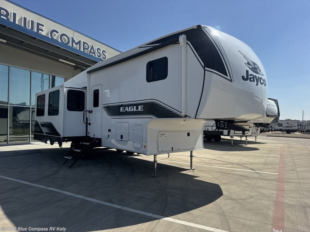 2026 Eagle SLE 30RLT by Jayco from Blue Compass RV Katy in Katy, Texas